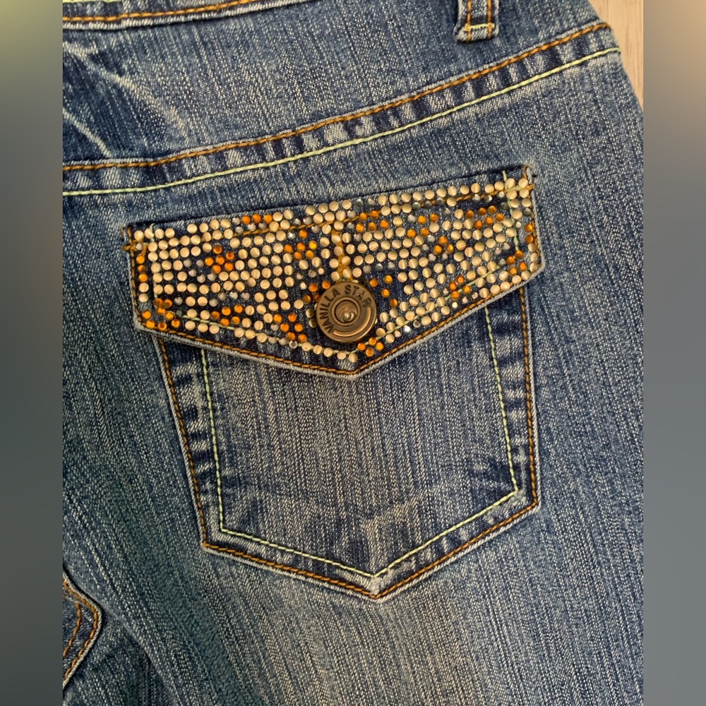 Vanilla Star Distressed Denim Jeans Juniors Size 5 Mid Rise Flared EMBROIDERED